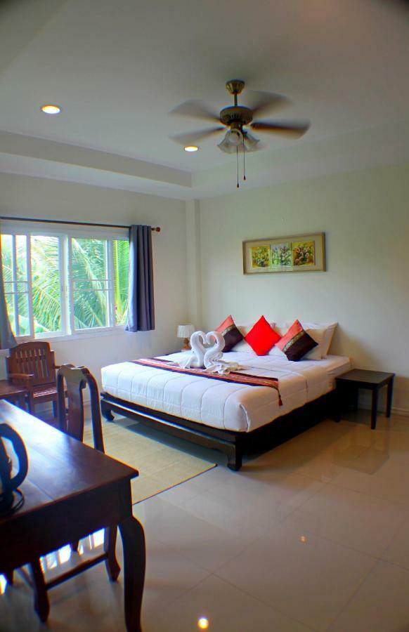 Baan Glangsuan Bang Kobua Hotell Bang Chak Exteriör bild